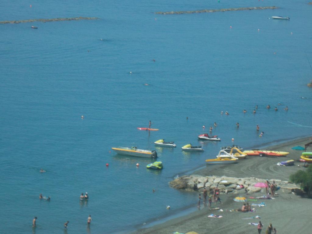 Myria Court Daire Limasol Dış mekan fotoğraf